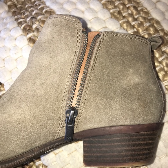 Lucky Brand Basil Ankle Booties - Picture 2 of 9